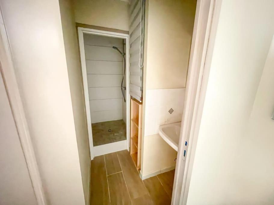 Apartamento Le Saint Gilles Cosy, Centre-ville, Wifi *