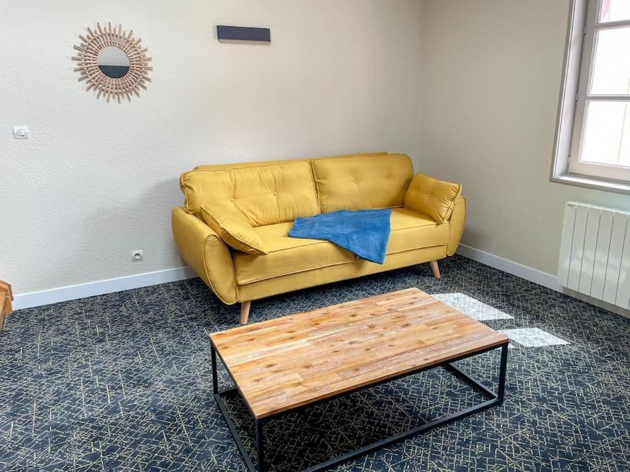 Apartamento Le Saint Gilles Cosy, Centre-ville, Wifi Le Puy-en-Velay
